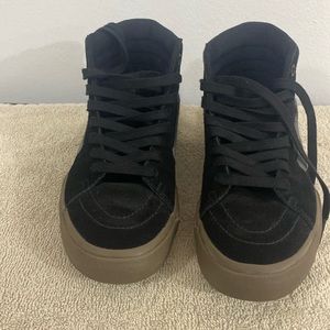 Vans “Off the Wall” Sk8-Hi BMX Black with brownish gum. Size US Men 4